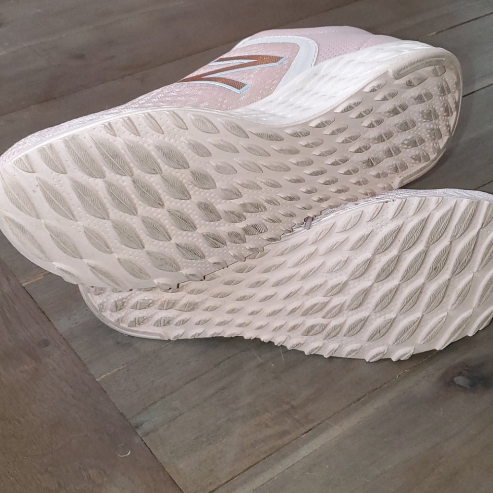 Women's Fresh Foam Arishi v2 - Picture 5 of 5